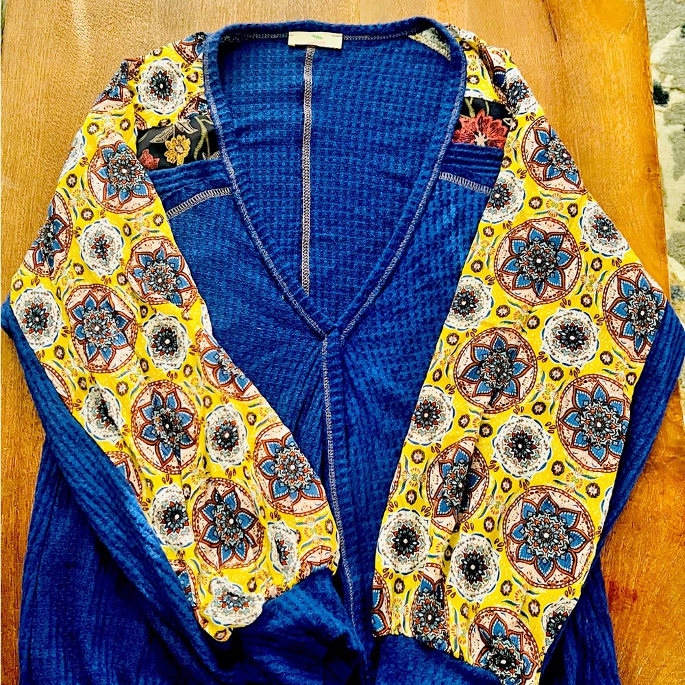 Hummingbird Boutique Top